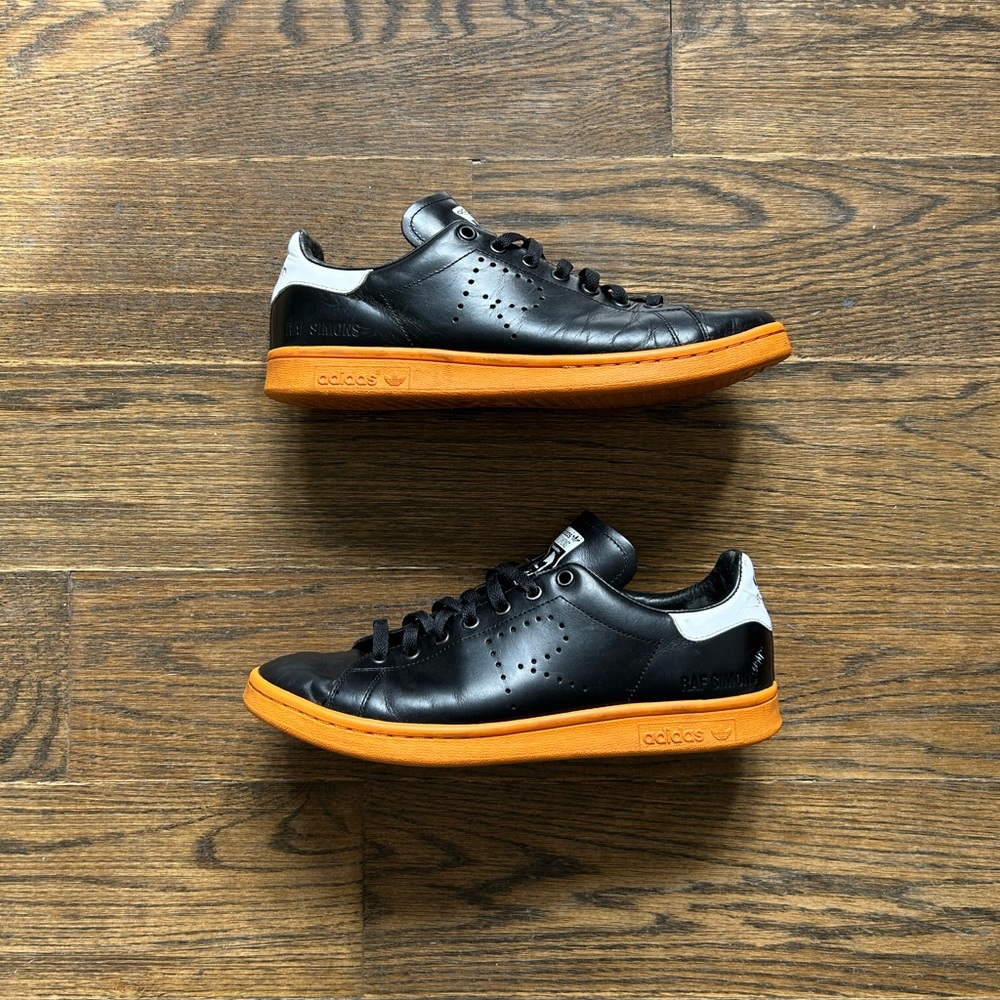 SOLD - adidas Raf Simons x Stan Smith “Black Orange” US M 10